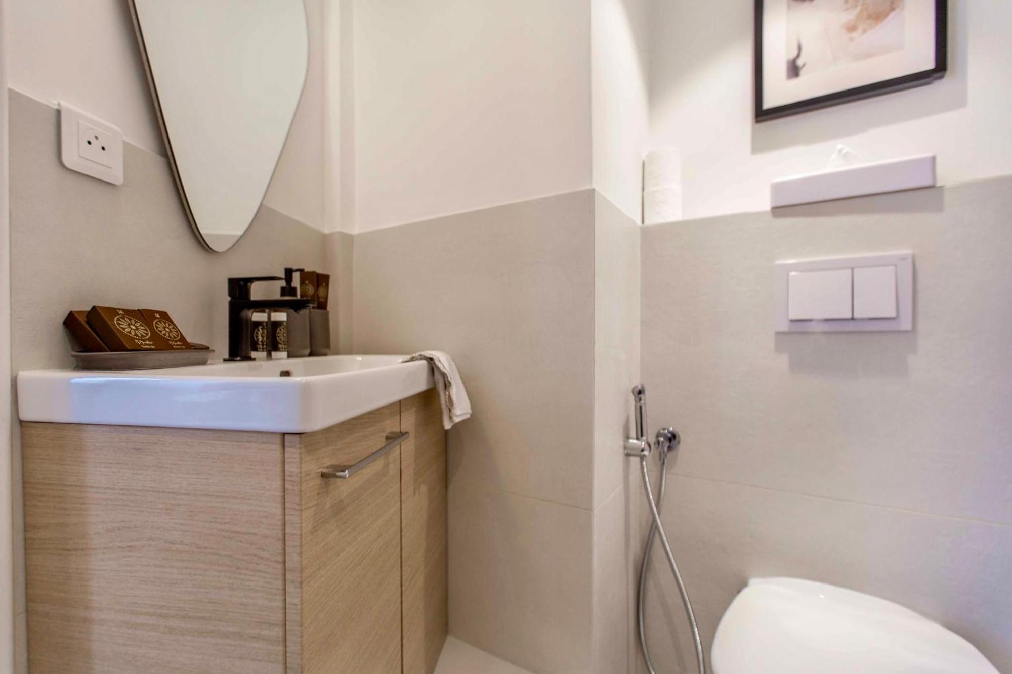 Suede Promenade Duplex Apartment At 1 Min From The Sea 2 Bathrooms Nice Eksteriør bilde