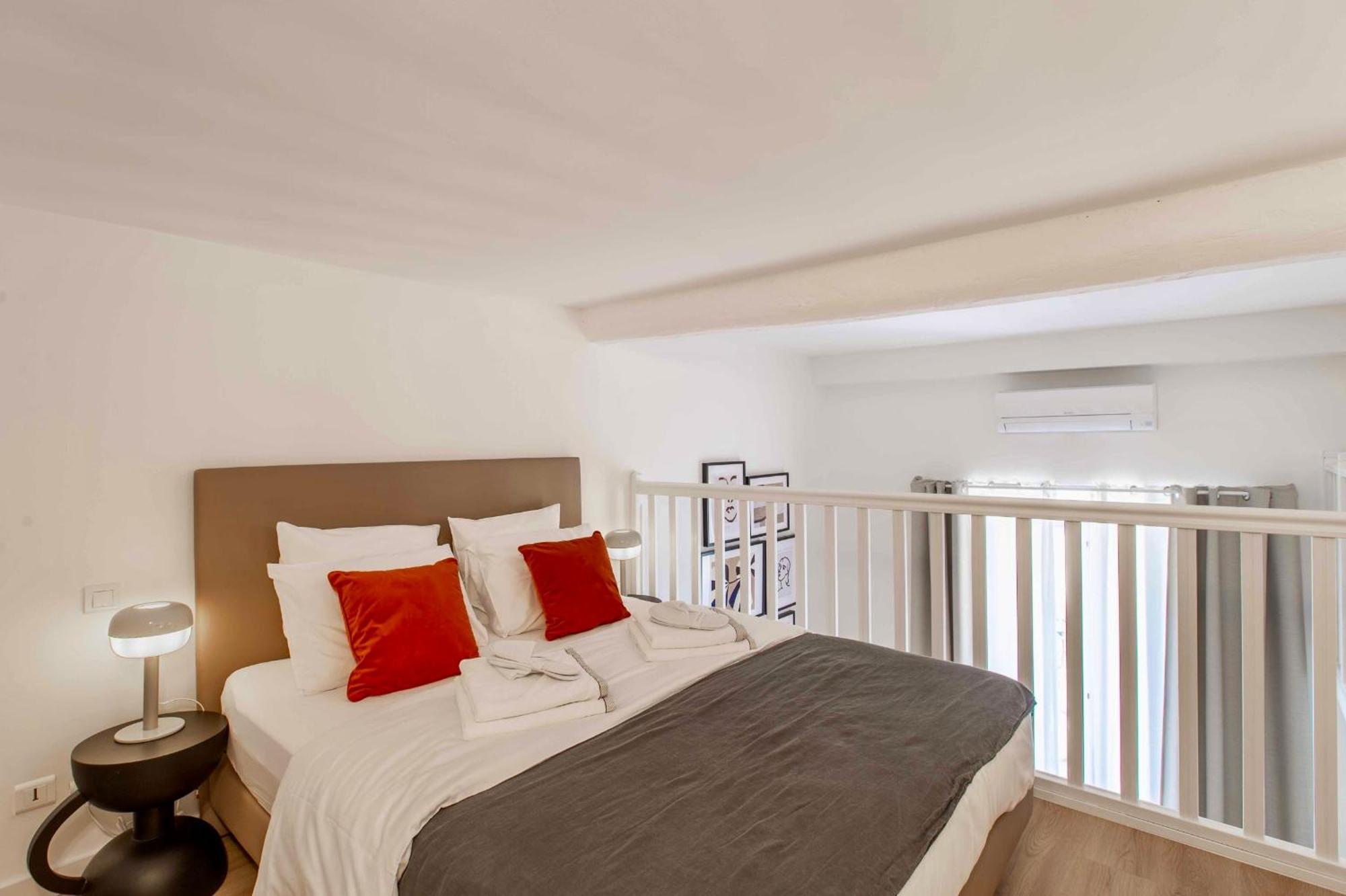 Suede Promenade Duplex Apartment At 1 Min From The Sea 2 Bathrooms Nice Eksteriør bilde